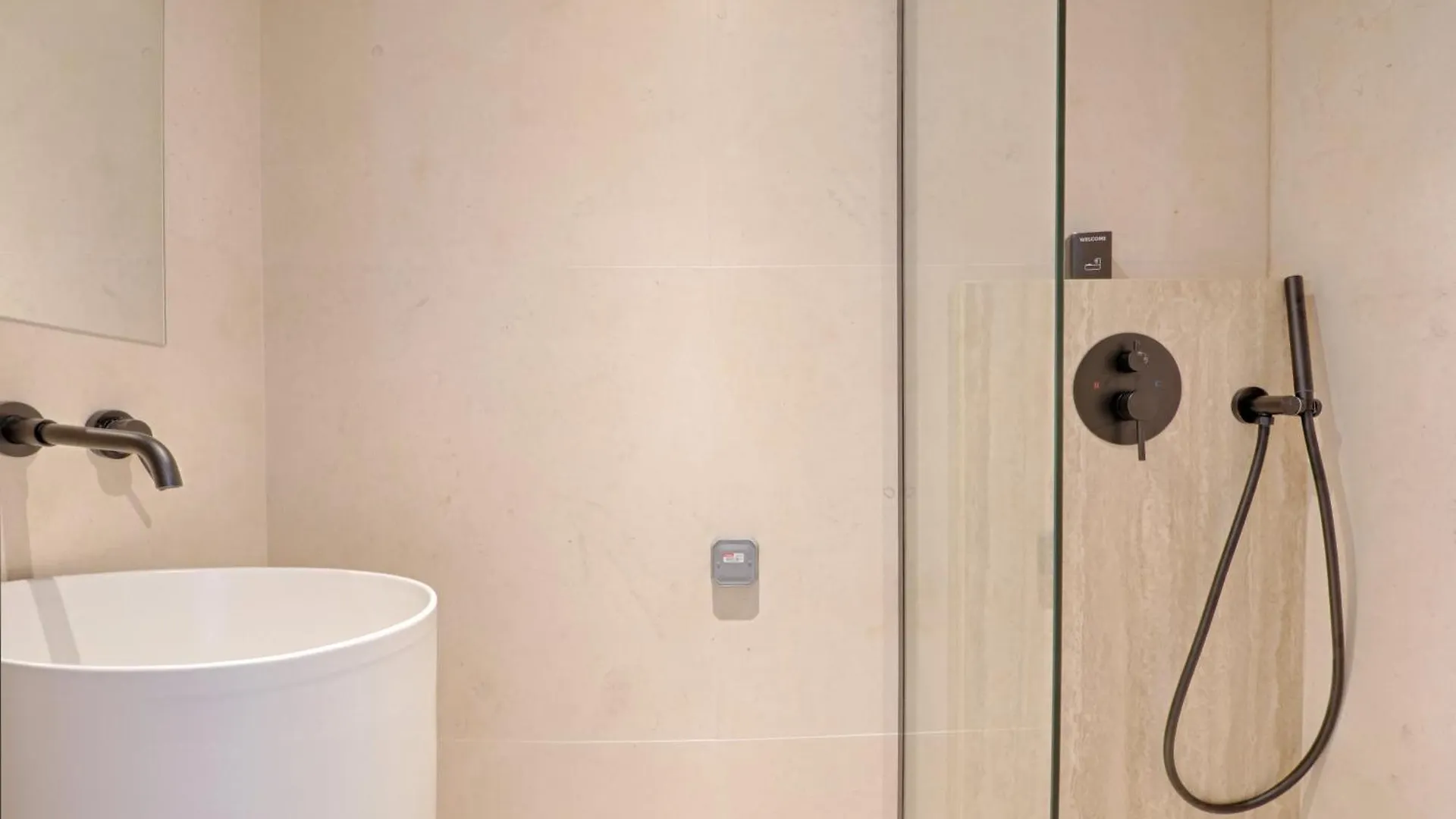 Louvre & Seine Luxury New 3Br Full Ac By Melvane Parijs
