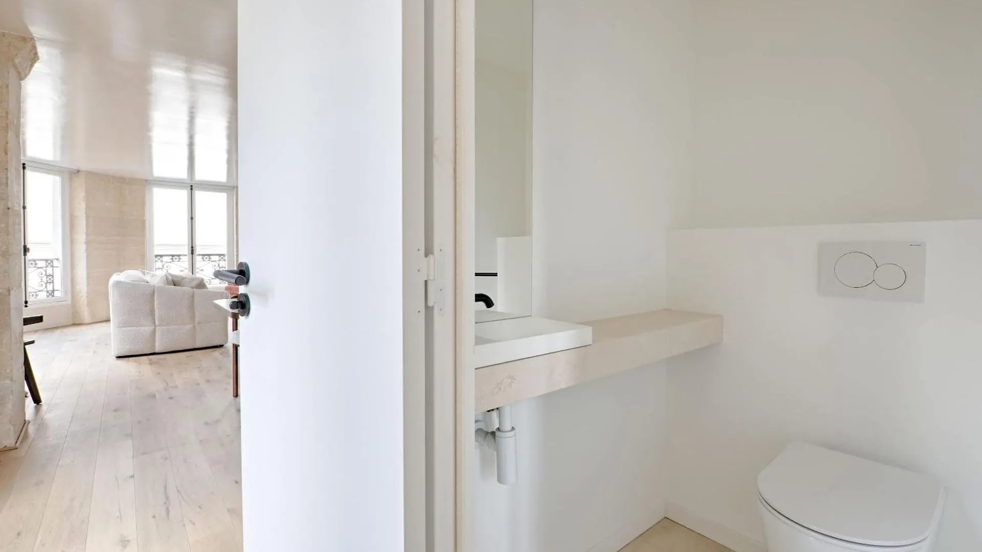 Louvre & Seine Luxury New 3Br Full Ac By Melvane Parijs 0*,  Frankrijk