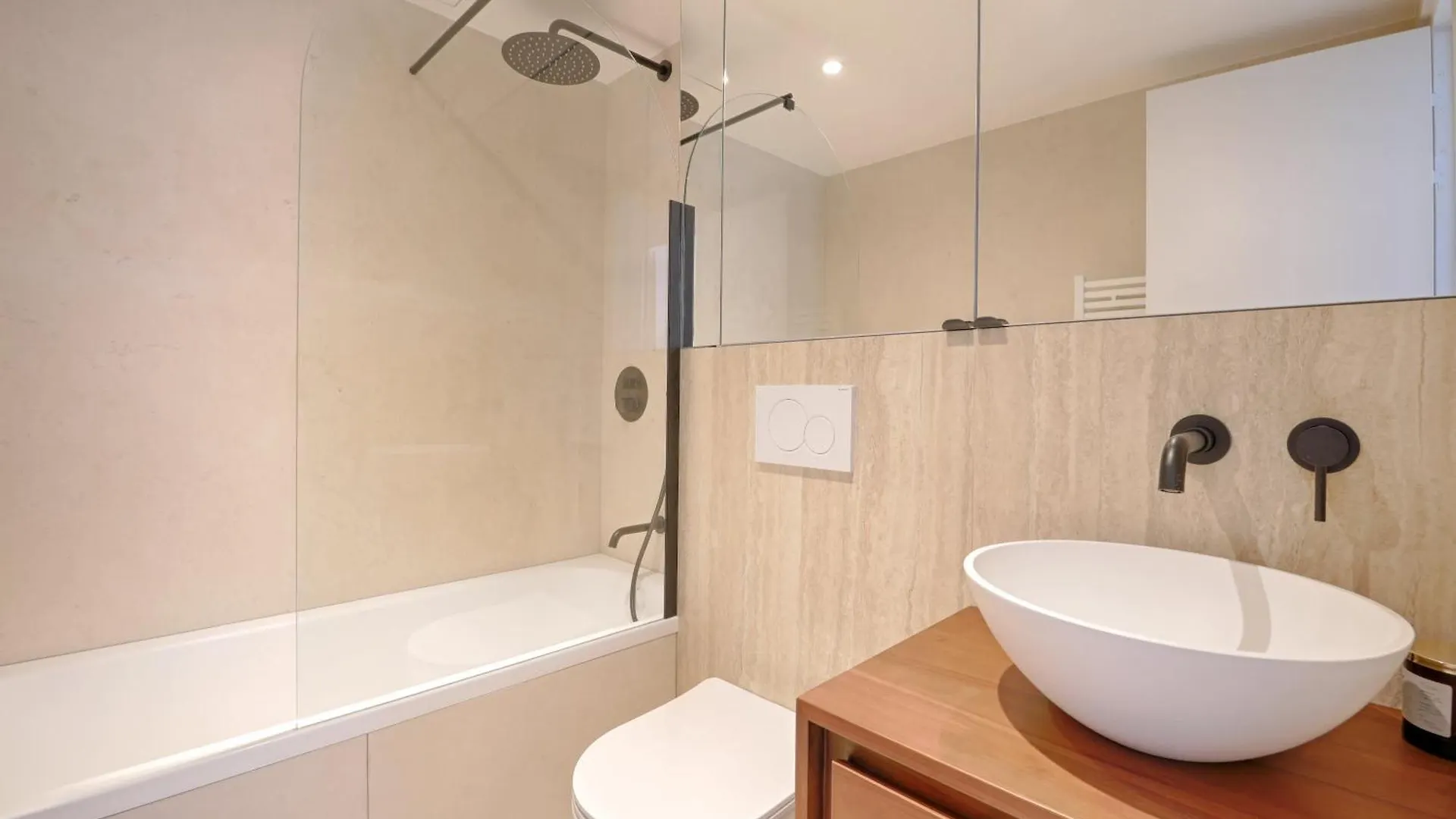 Louvre & Seine Luxury New 3Br Full Ac By Melvane Parijs Frankrijk